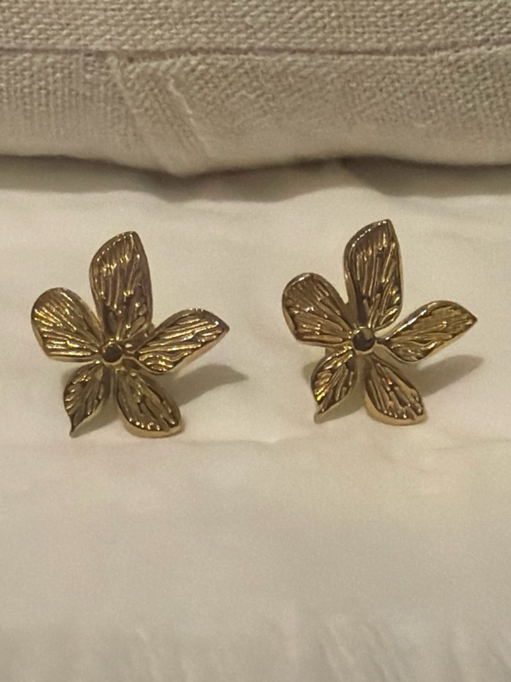 Gold Floral Stud Earrings - Elegant Women’s Jewelry